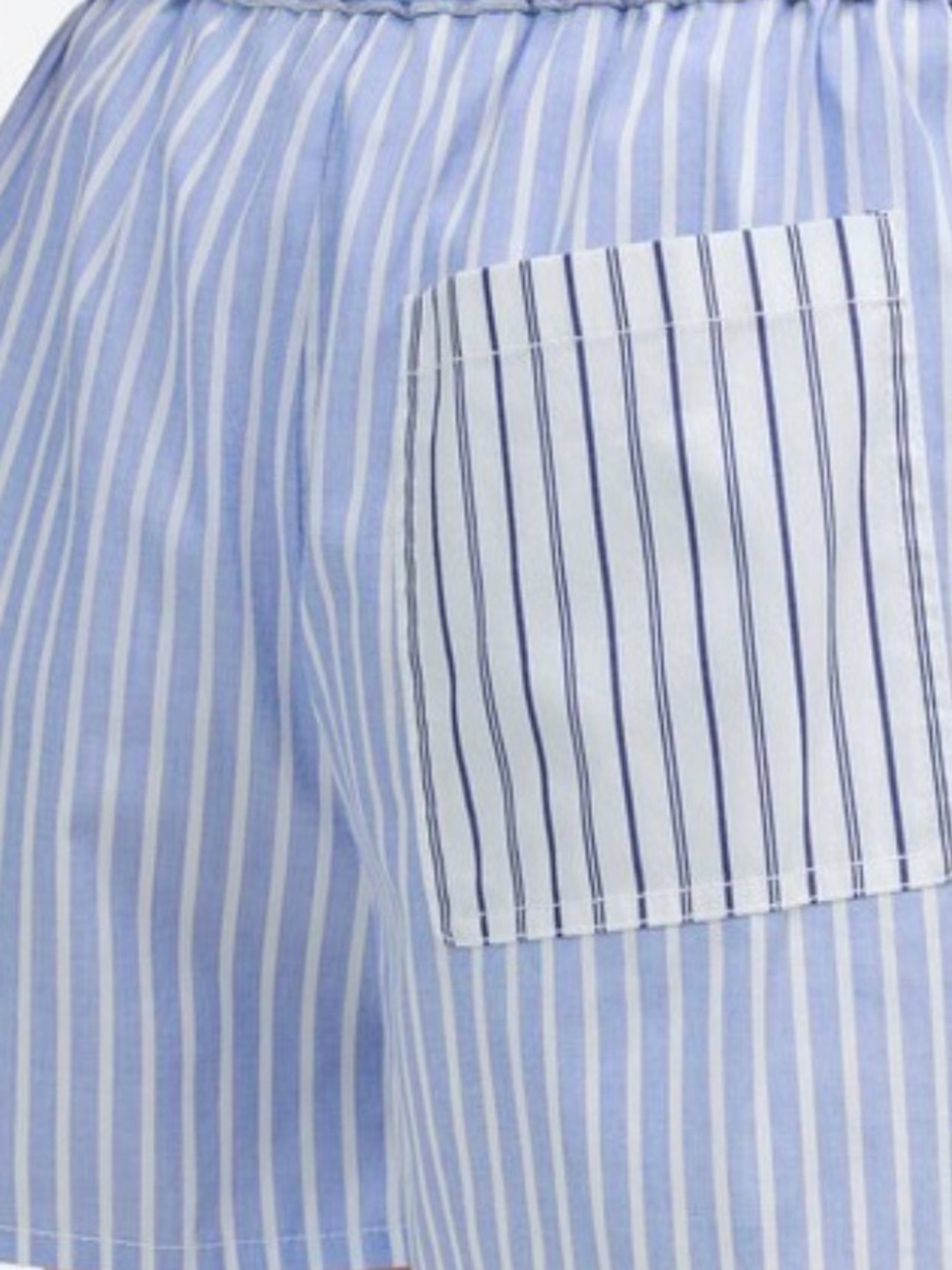Madewell Matching Set
Light Blue/White Stripe
Shirt:  OVERSIZED M
Shorts:  L - Picture 10 of 12